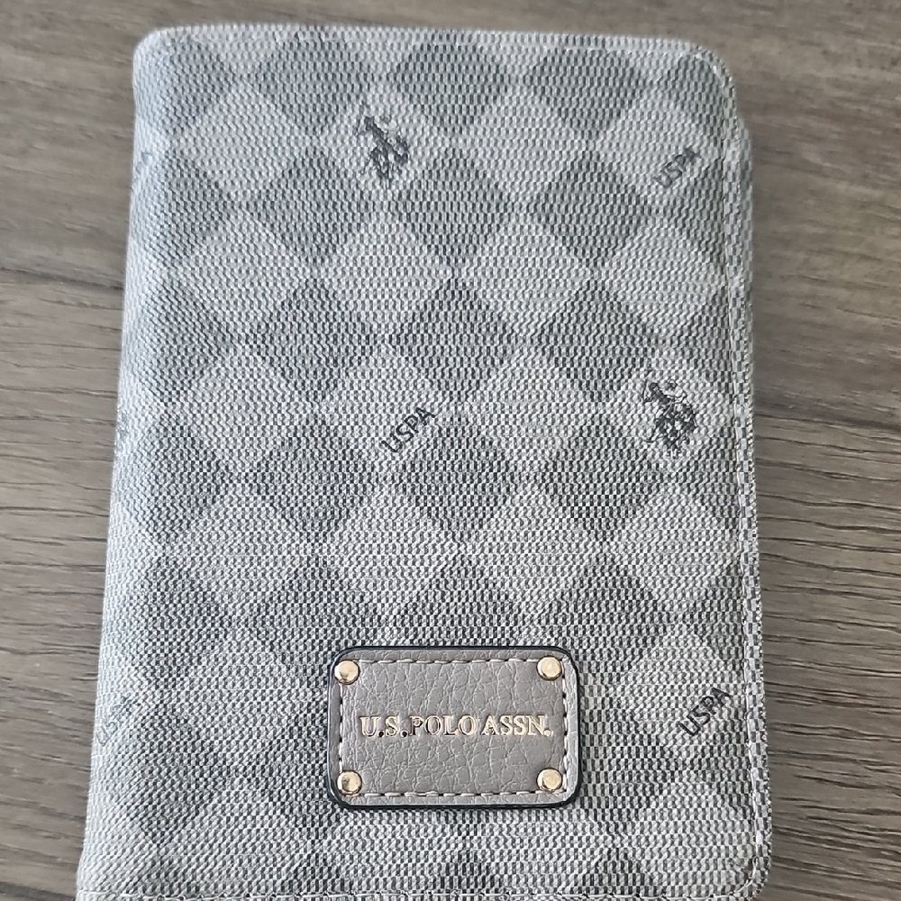 U.S. Polo Assn. Gray Patterned Wallet